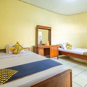 SPOT ON 1970 Hotel Priangan